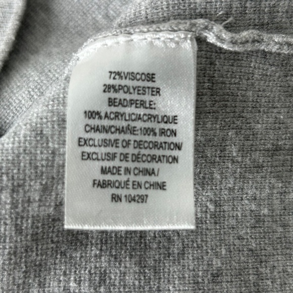 Milly Grey Knit Top Short Sleeve Embellished Black Blue Beads Size Large - Picture 10 of 11